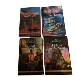 Guideposts Lot Of 4 Secrets Of The Wayfarers Inn ~ Hardcover Books ~